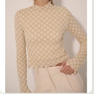 Promesa Floral Textured Mock Neck Cropped Long Sleeve (Size Small)